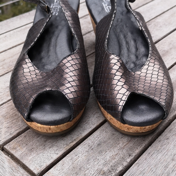 Elites by Walking Cradles leather slingback sandals - Picture 5 of 14